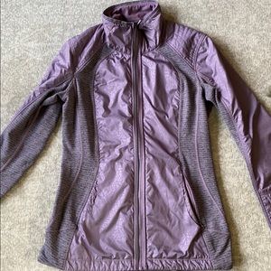 Lulu zip up